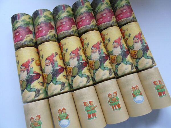Elves Christmas Crackers