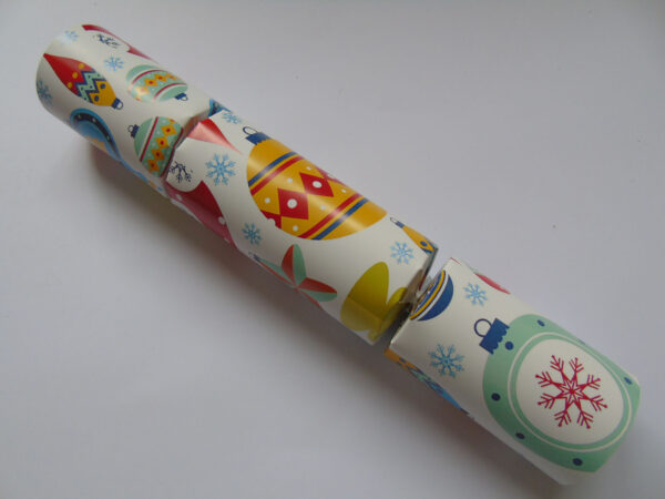 Christmas Bauble Crackers - Image 3