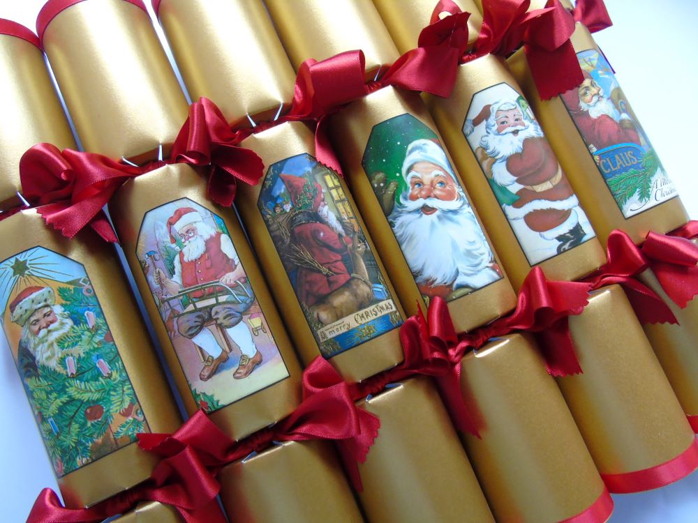 Father Christmas Crackers - Image 2