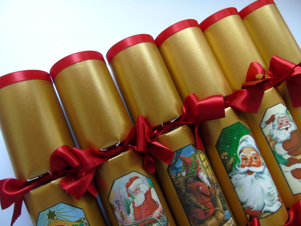 Father Christmas Crackers - Image 3