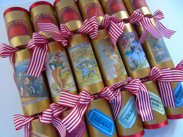 Pantomime Christmas Crackers