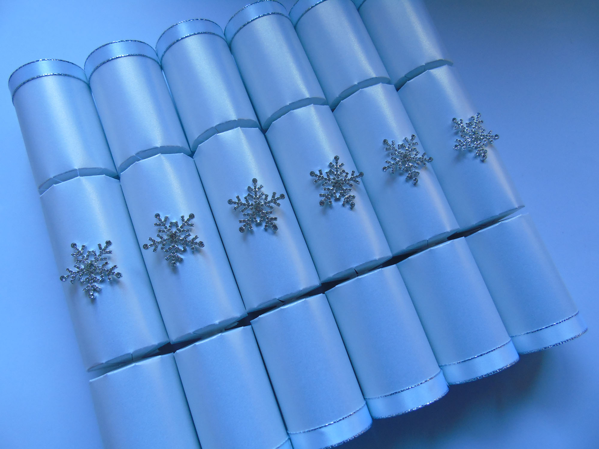 Snowflake Christmas Crackers