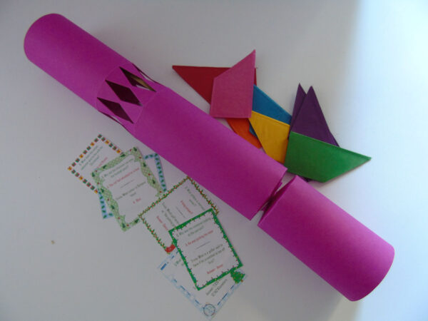Eco Magenta Christmas Crackers - Image 2