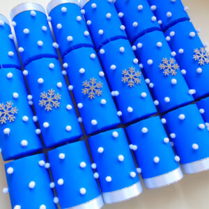 Six Starlit Snowstorm Christmas Crackers