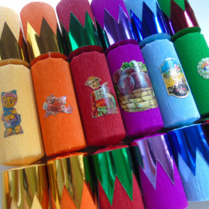 Six Vintage Christmas Crackers