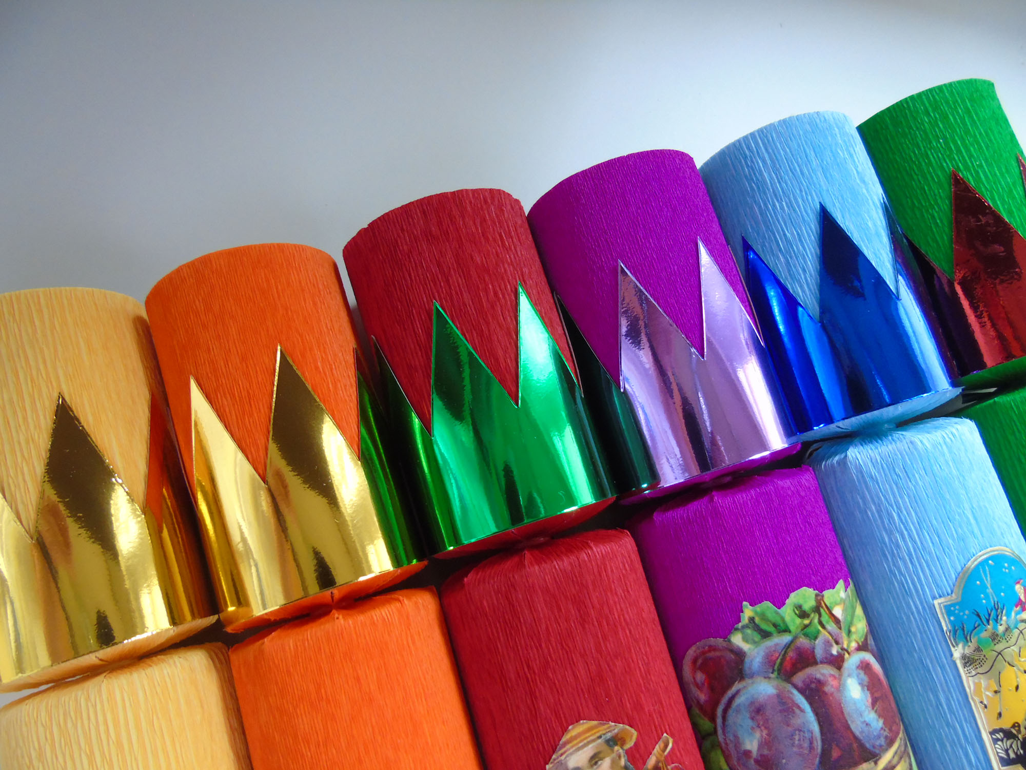 Colourful handles with vintage metallic embellishments