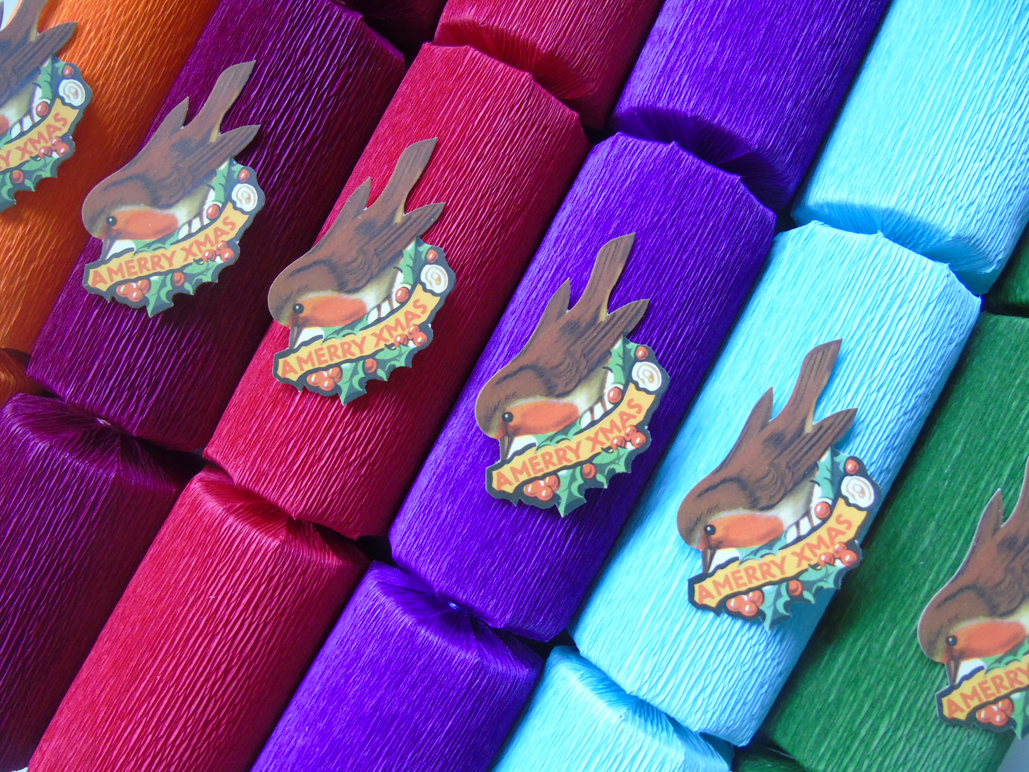 Close Up Red Robin Christmas Crackers