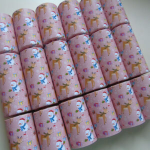 six reindeer & snowman Christmas Crackers